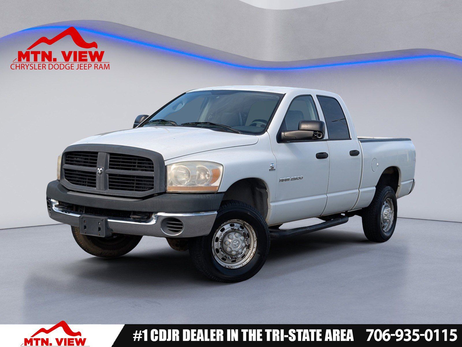 Bright White 2006 Dodge RAM 2500 ST Quad Cab 4WD Pickup Truck Four-Wheel Drive 4-Speed Automatic