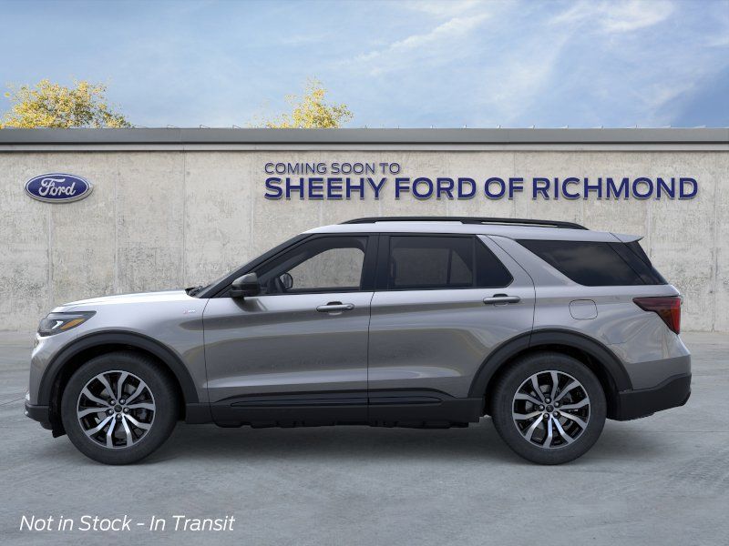 New 2026 Carbonized Gray Metallic Ford ST-Line image 4