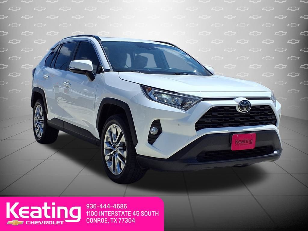 Super White 2020 Toyota RAV4 SUV / Crossover Front-Wheel Drive 8-Speed Automatic