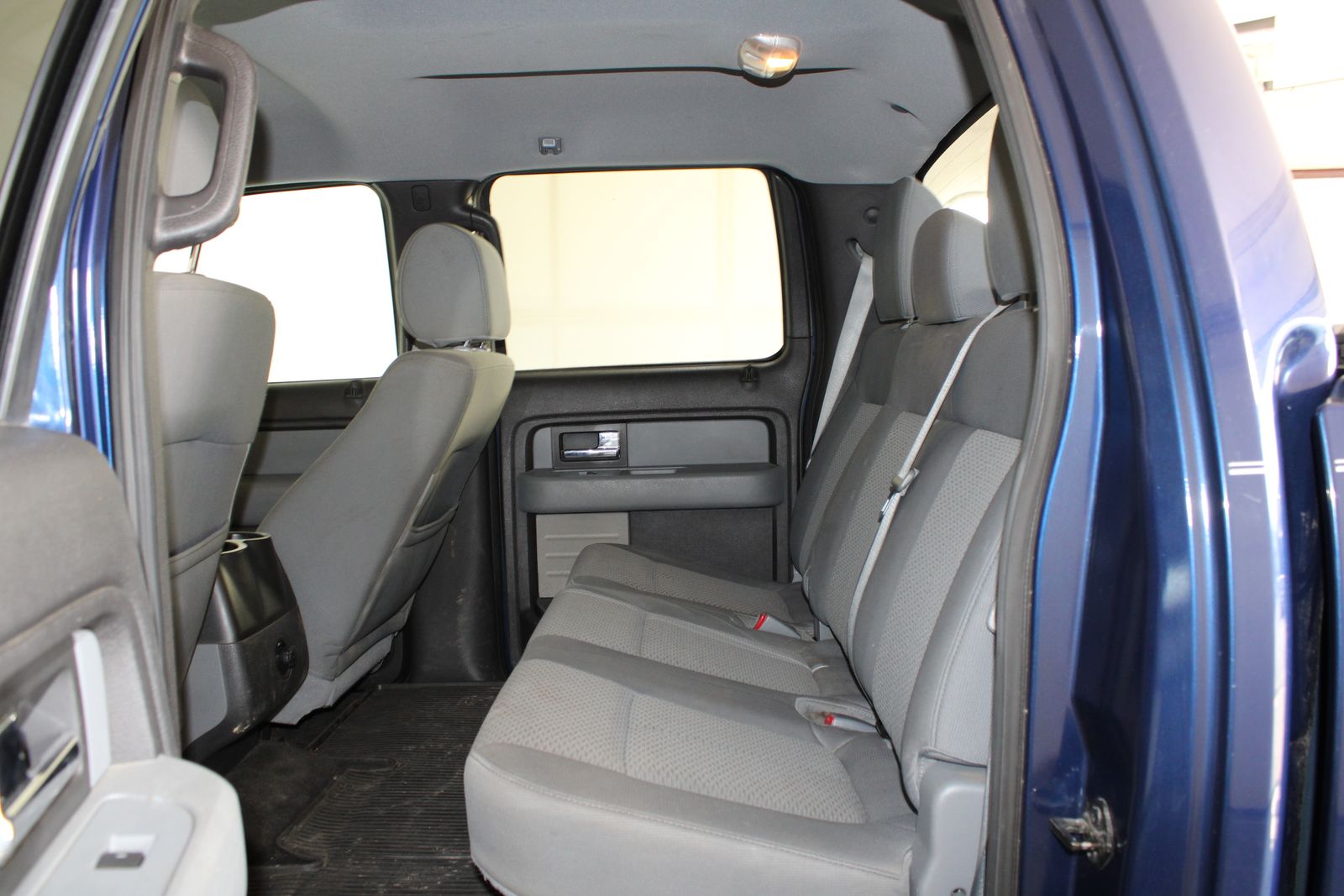 Used 2012 Blue Ford XLT image 5
