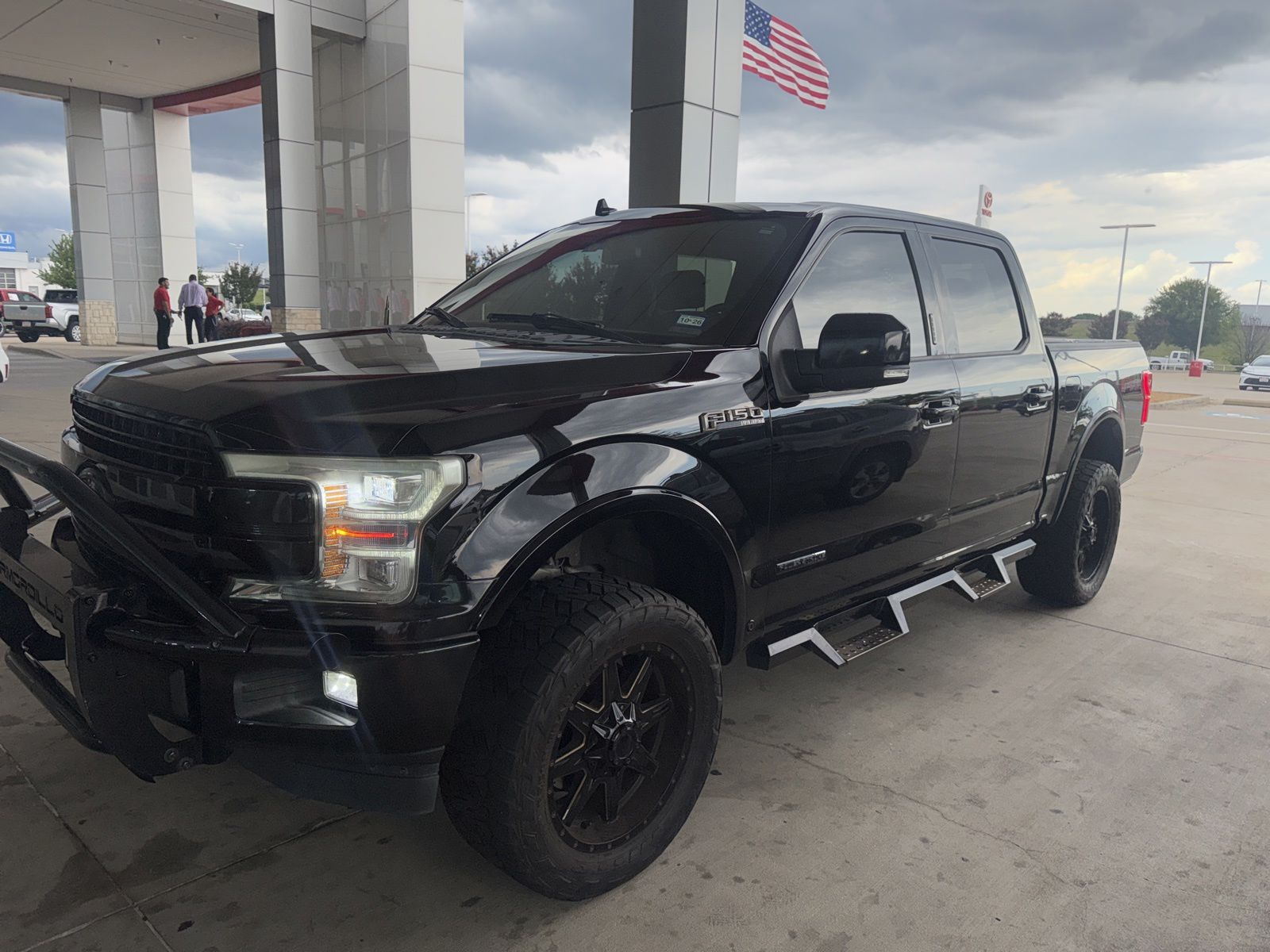 2018 Ford F-150 Lariat 4x4 SuperCrew 5-1/2 Box's photo