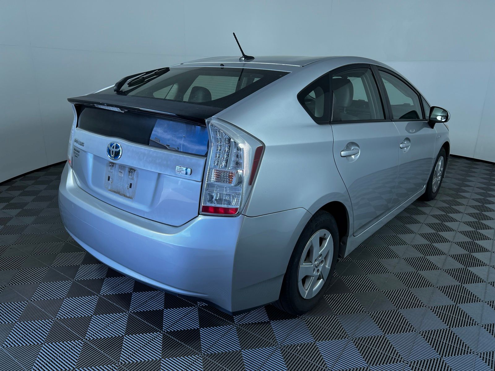 Thumbnail: 2010 Toyota Prius - 5