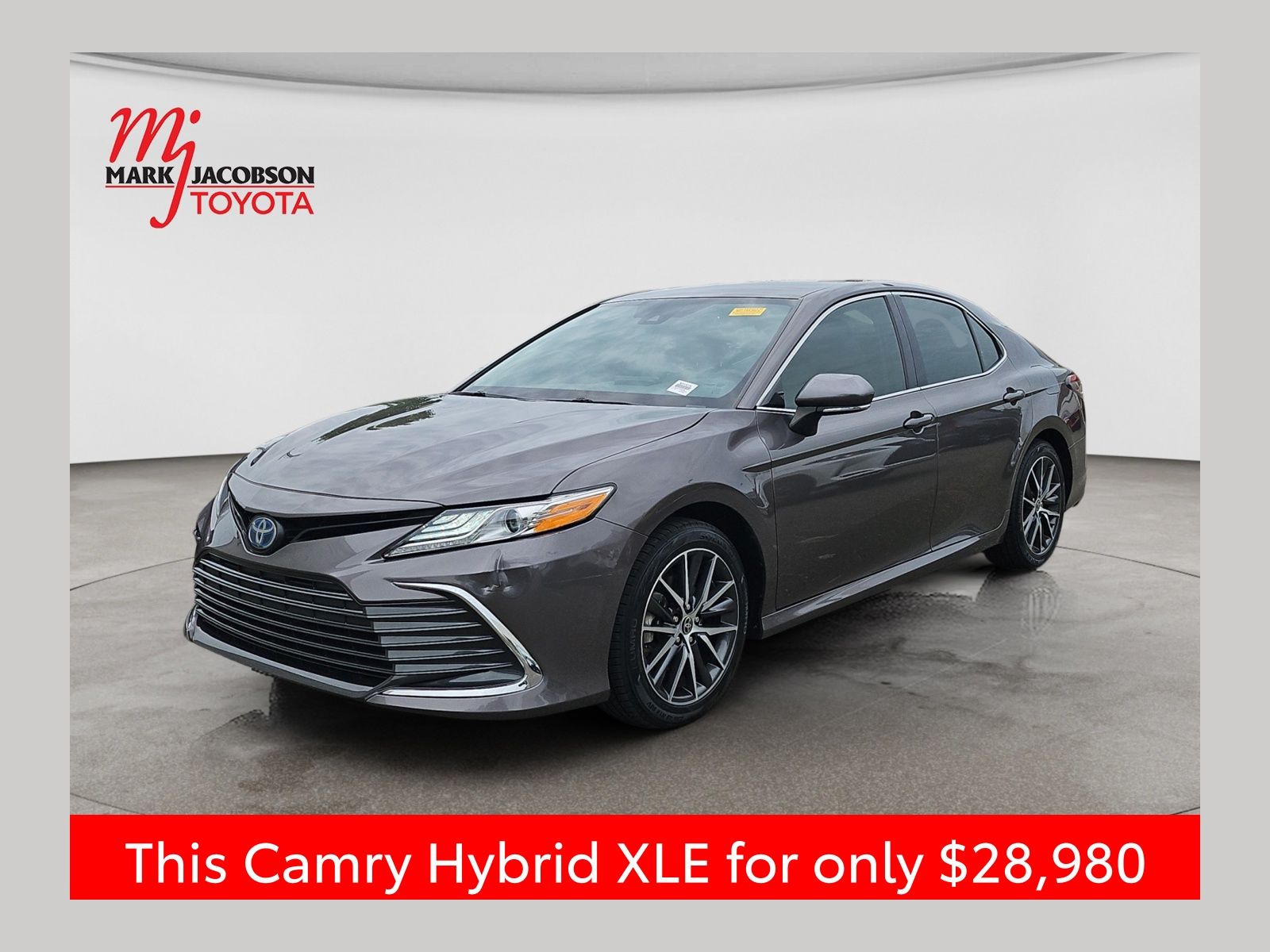 2023 Toyota Camry Hybrid XLE FWD
