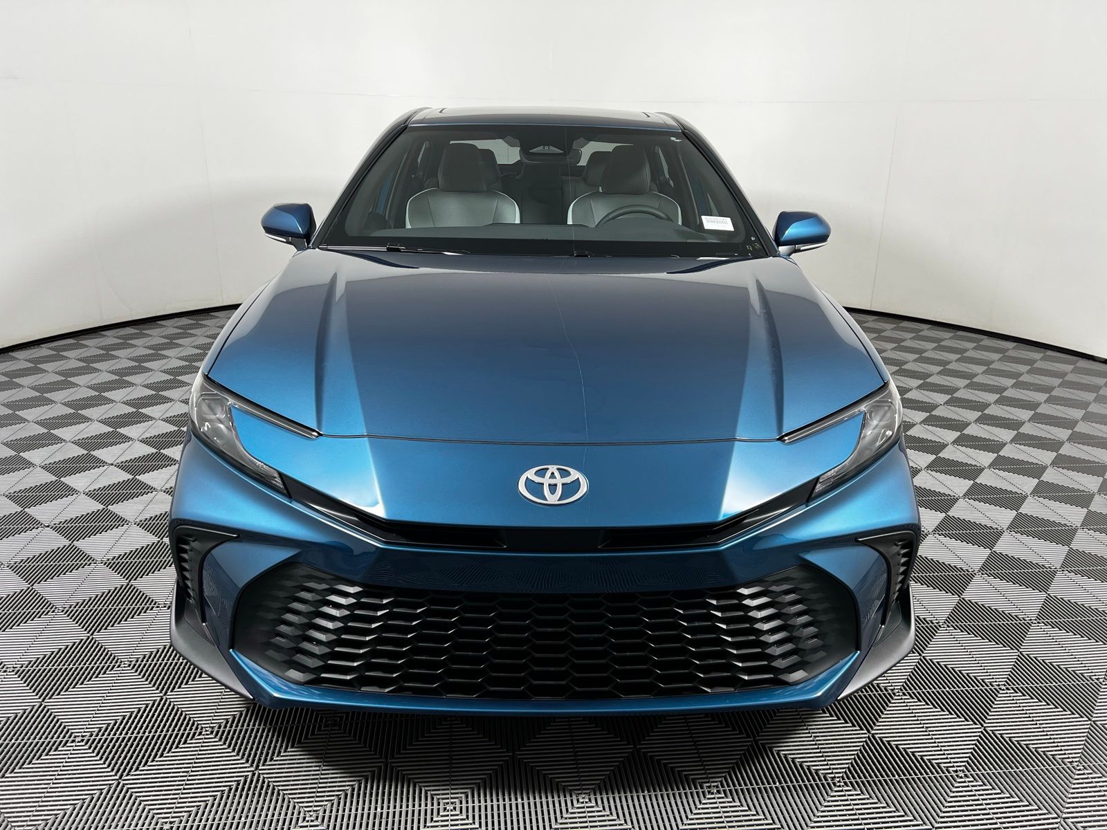 Thumbnail: 2025 Toyota Camry - 2