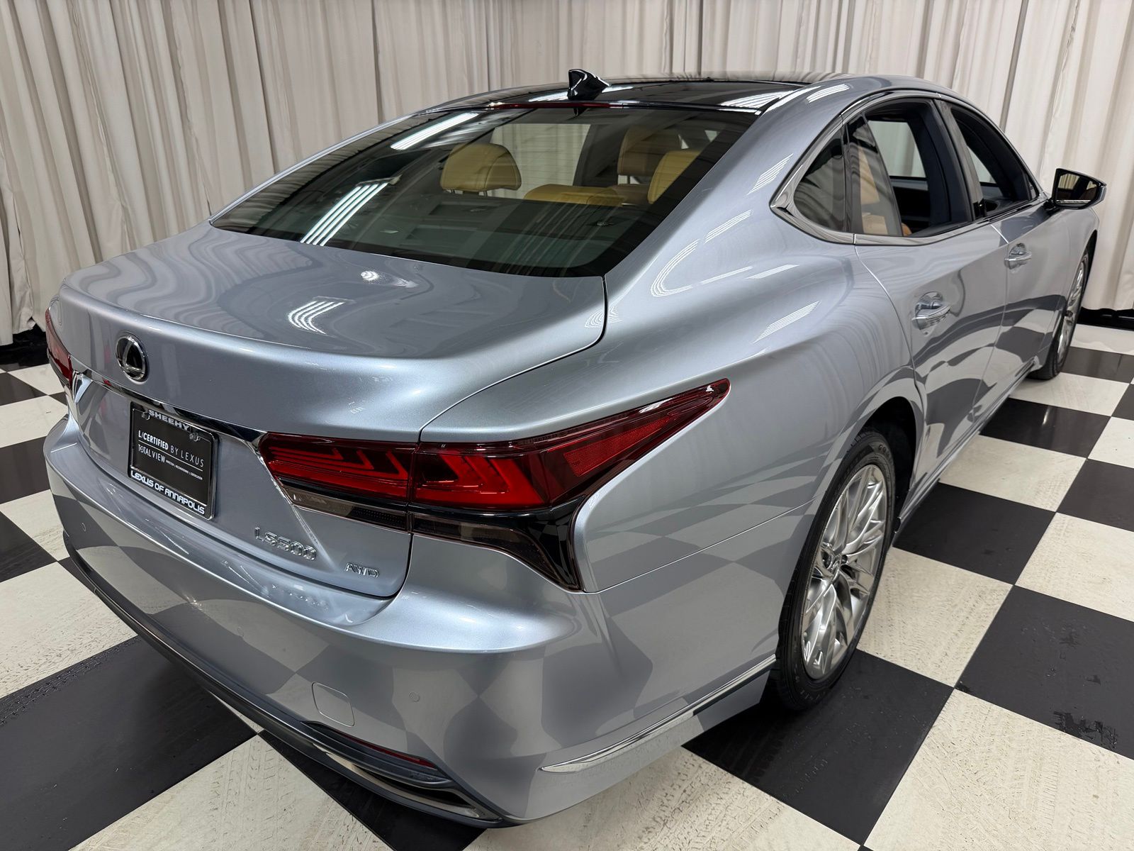 Used 2021 Silver Lexus 500 AWD image 7