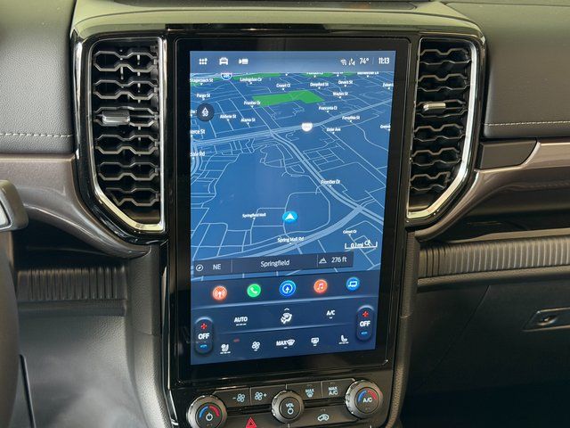 New 2025 Oxford White Ford Lariat image 24