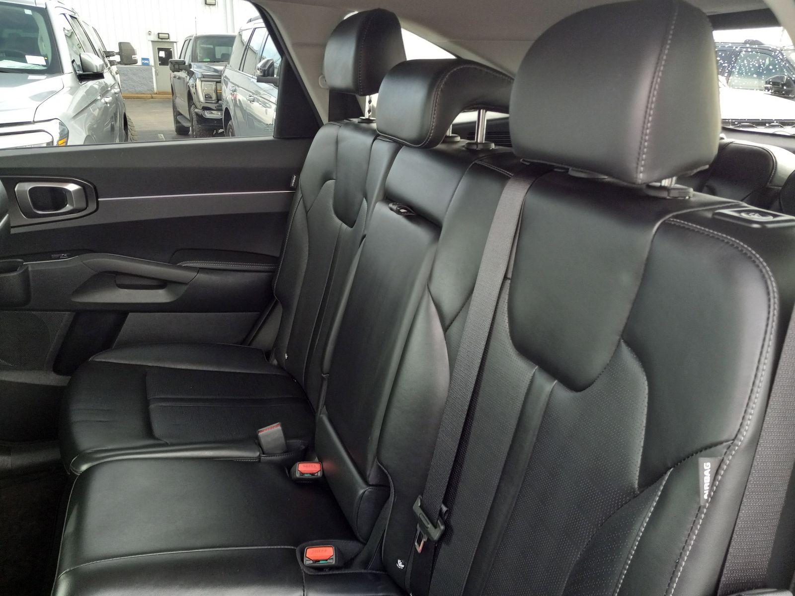 2025 Kia Sorento image 14