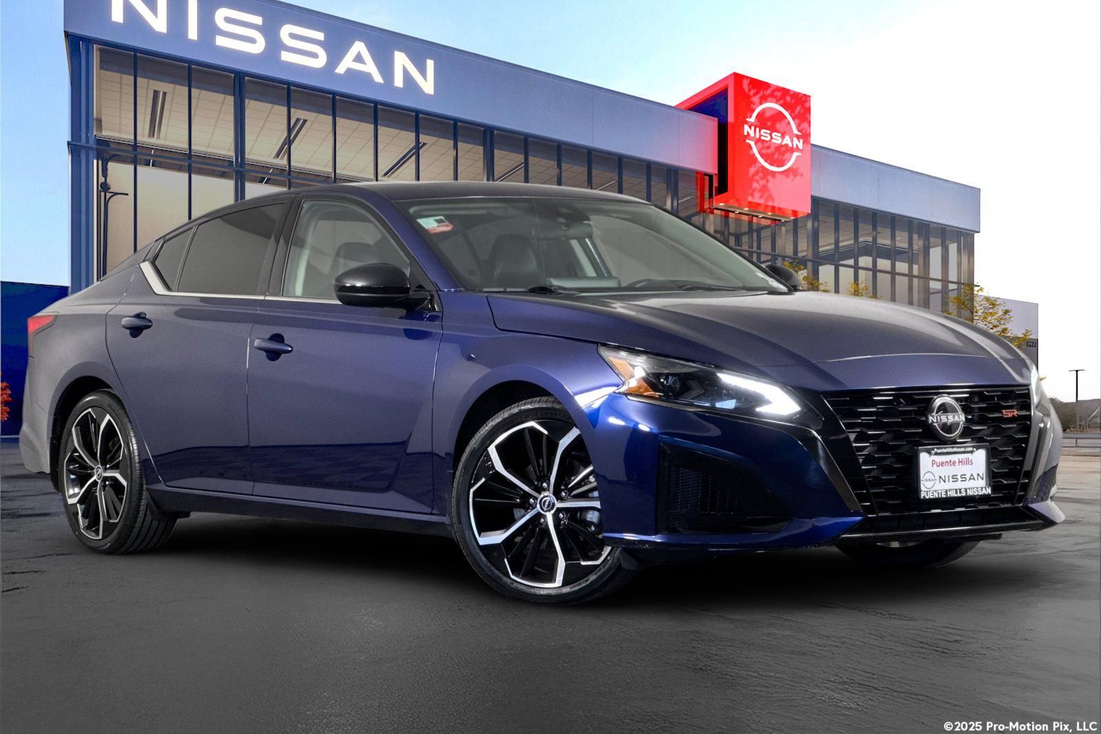 Deep Blue Pearl 2024 Nissan Altima Sedan Front-Wheel Drive Continuously Variable Transmission