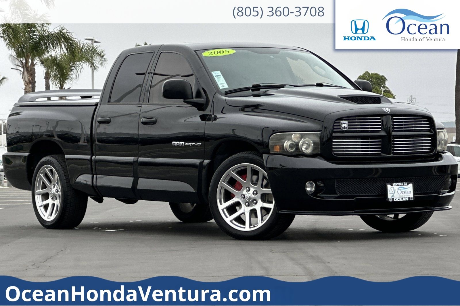 Black Clearcoat 2005 Dodge RAM 1500 Pickup Truck Rear-Wheel Drive 4-Speed Automatic