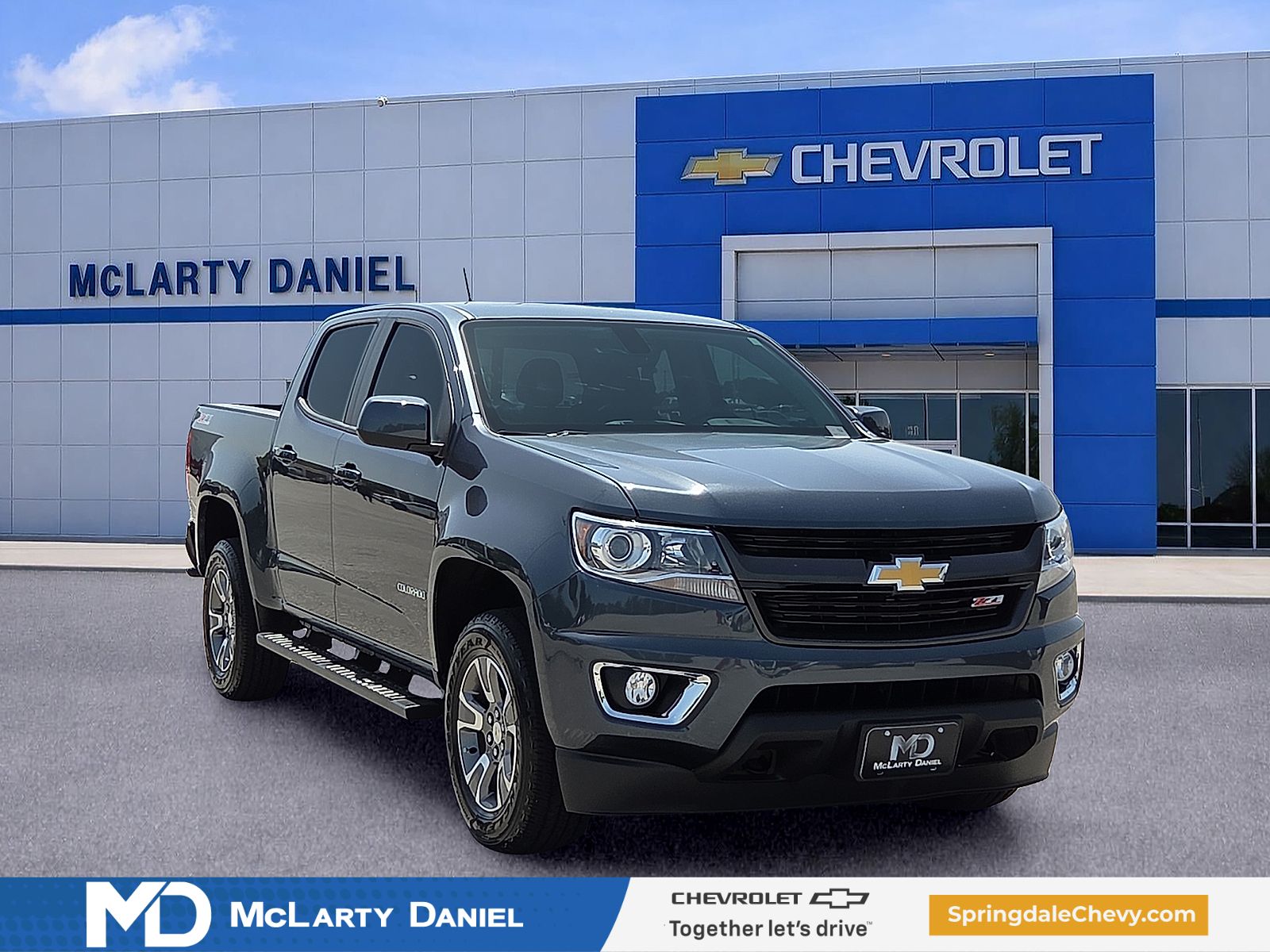 Shadow Gray Metallic 2019 Chevrolet Colorado Pickup Truck Four-Wheel Drive 8-Speed Automatic