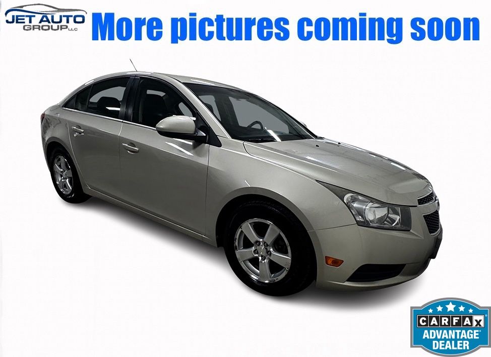 2014 Chevrolet Cruze 1LT Sedan FWD