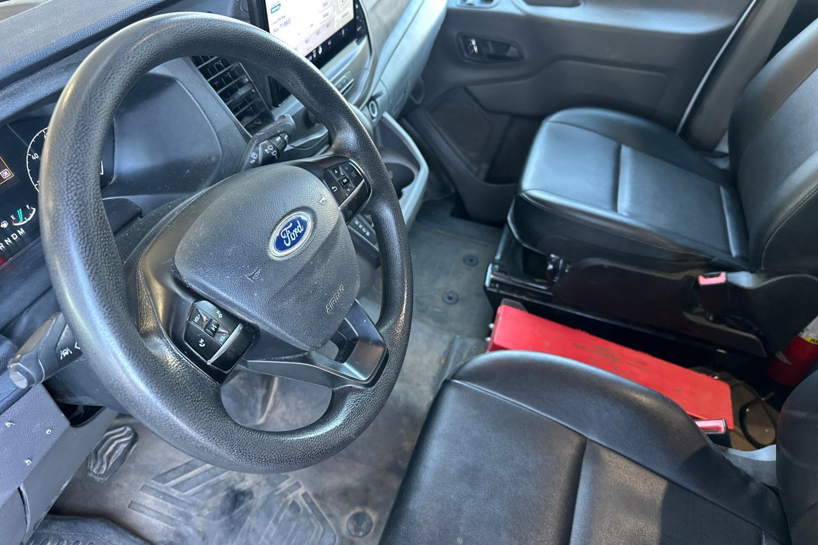 View vehicle photo 6