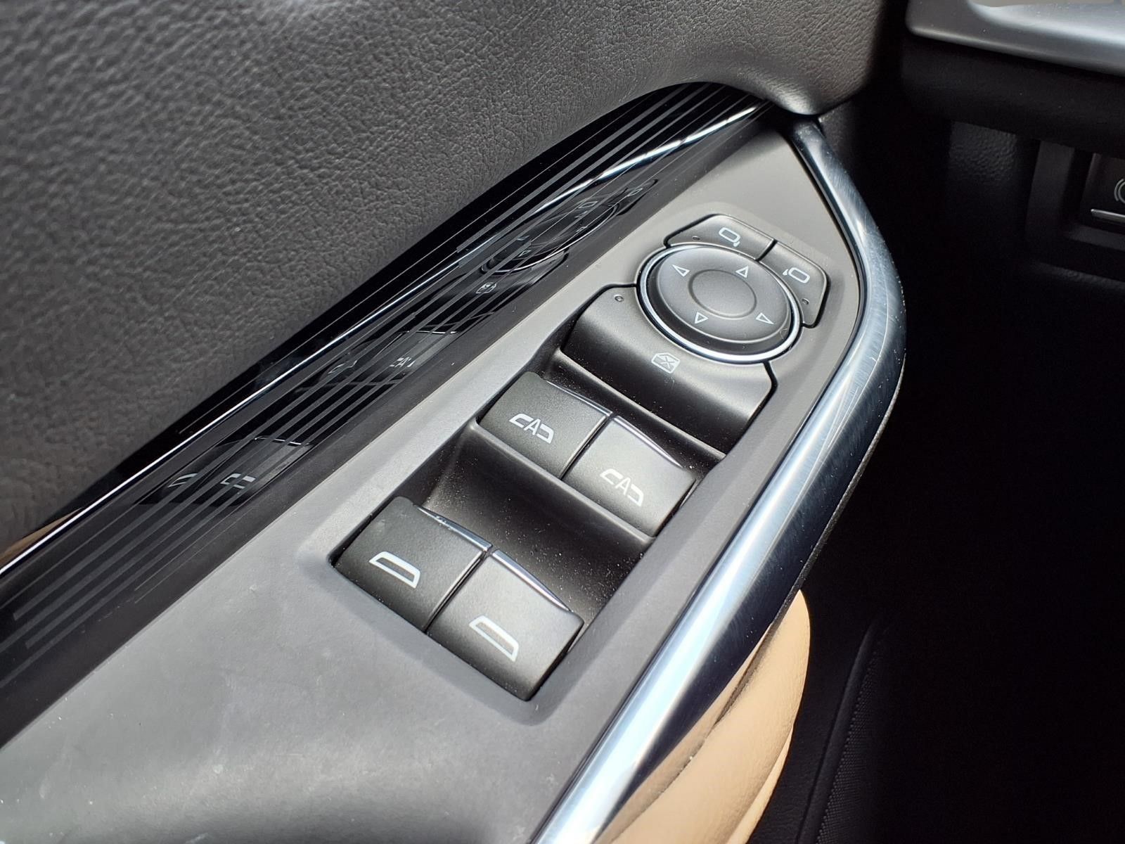 2024 Cadillac XT4 Luxury Black at Bayway Cadillac of The Woodlands