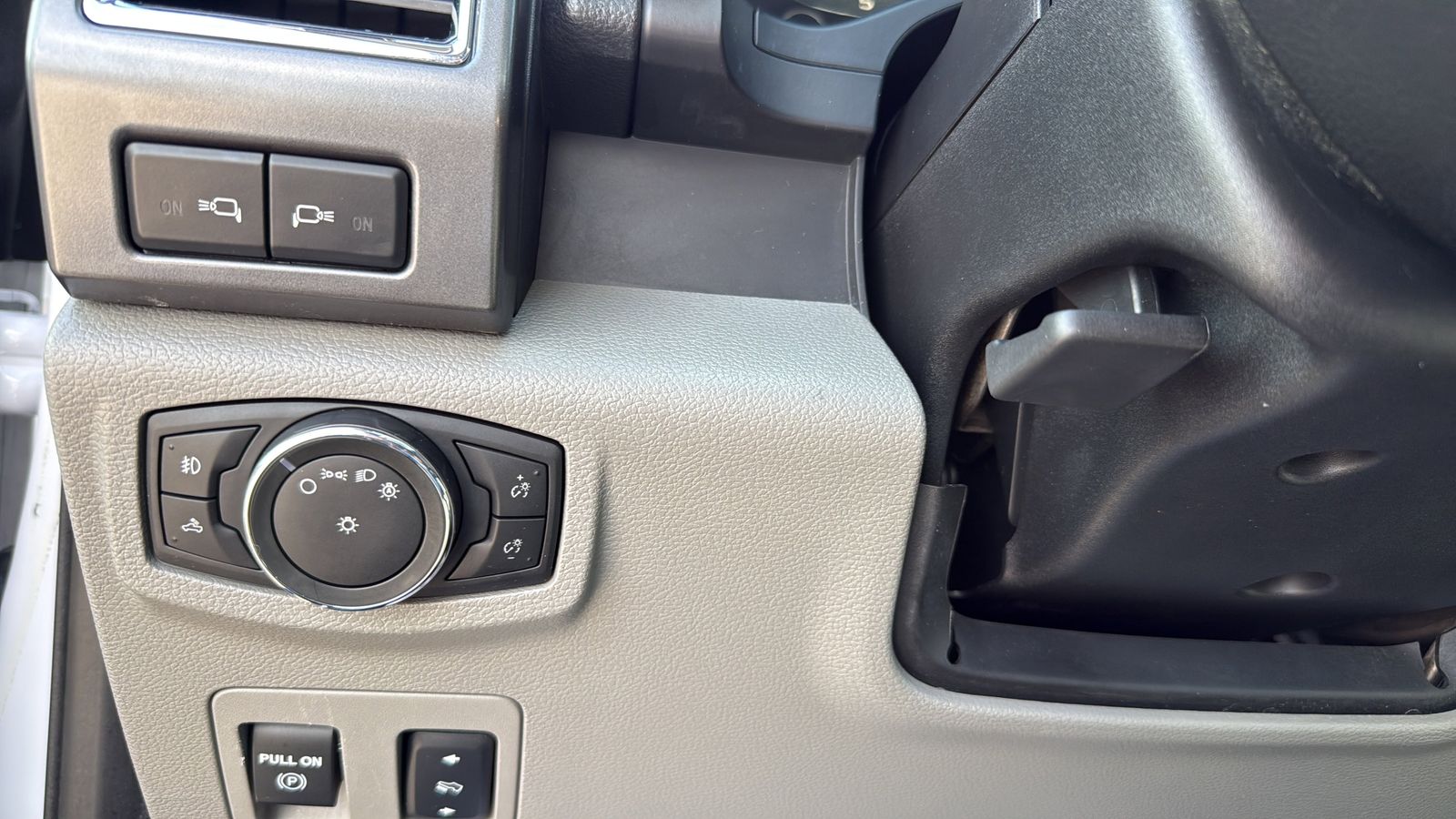 Used Car 2016 Ford F-150  Xlt For Sale Under $25,000 In Austin, Texas