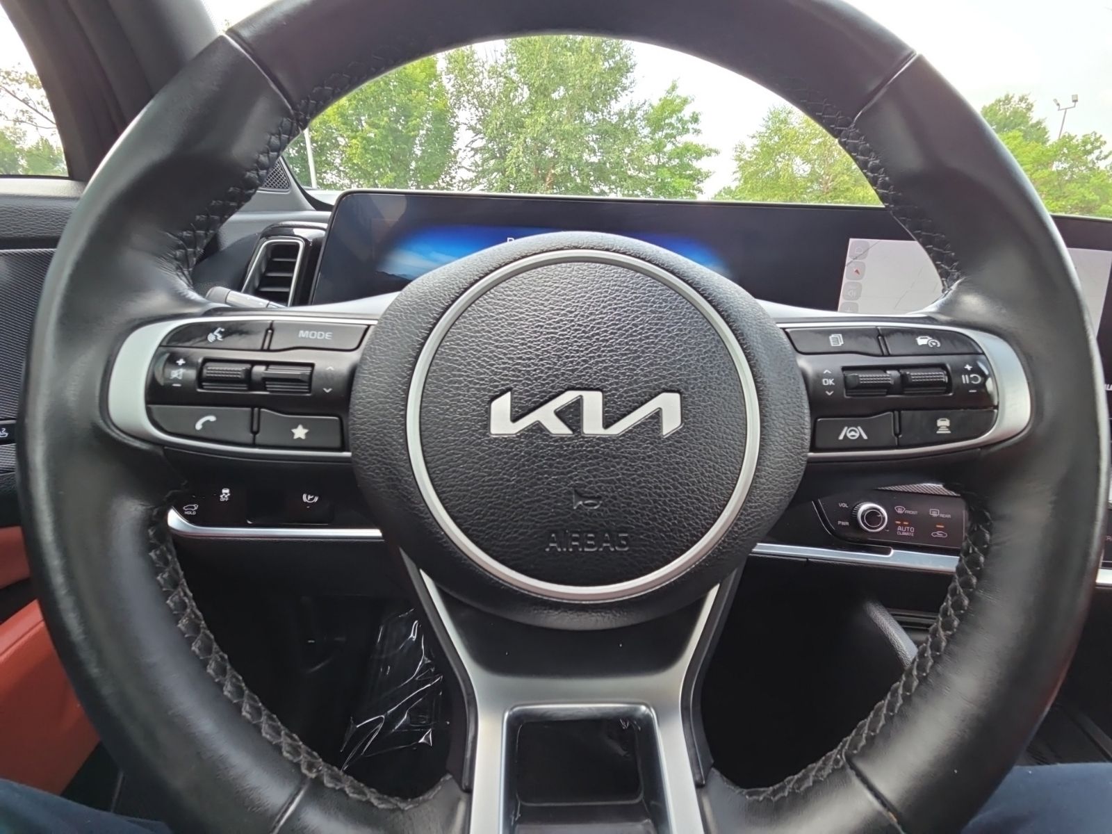 Used 2024 Black Kia SX-Prestige image 17