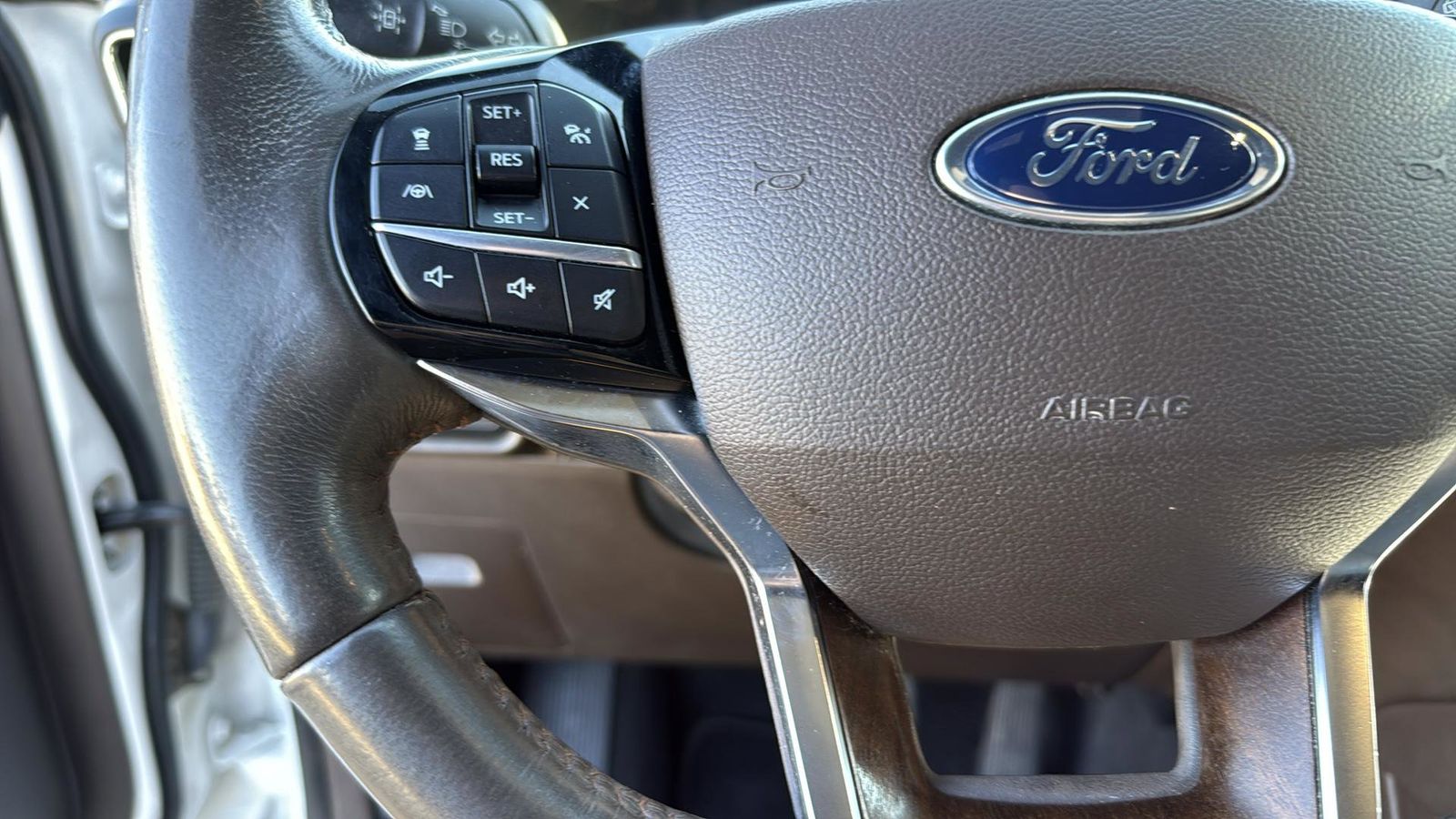 Used Car 2021 Ford Explorer  King Ranch For Sale Under $30,000 In Austin, Texas