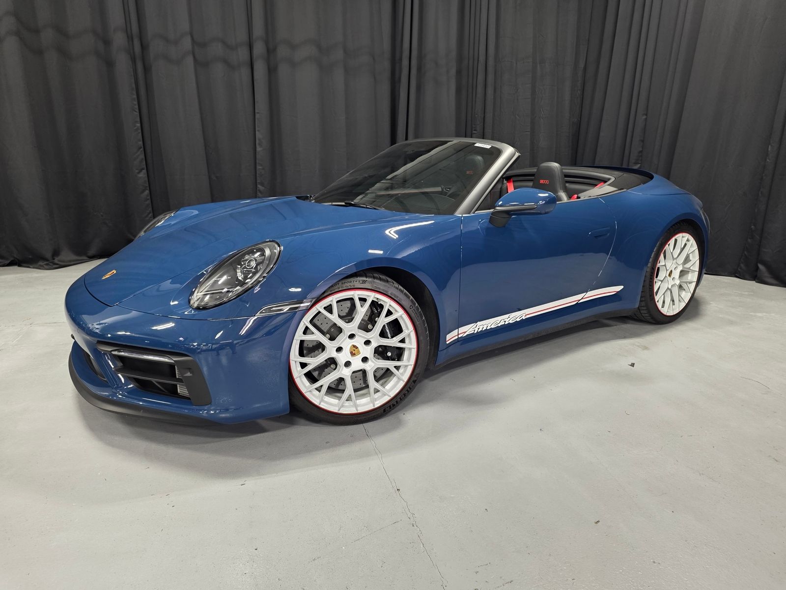 2023 Porsche 911 Carrera GTS Cabriolet RWD