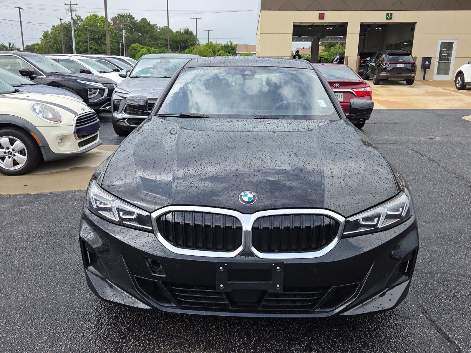 Used 2025 Black BMW 330i image 2
