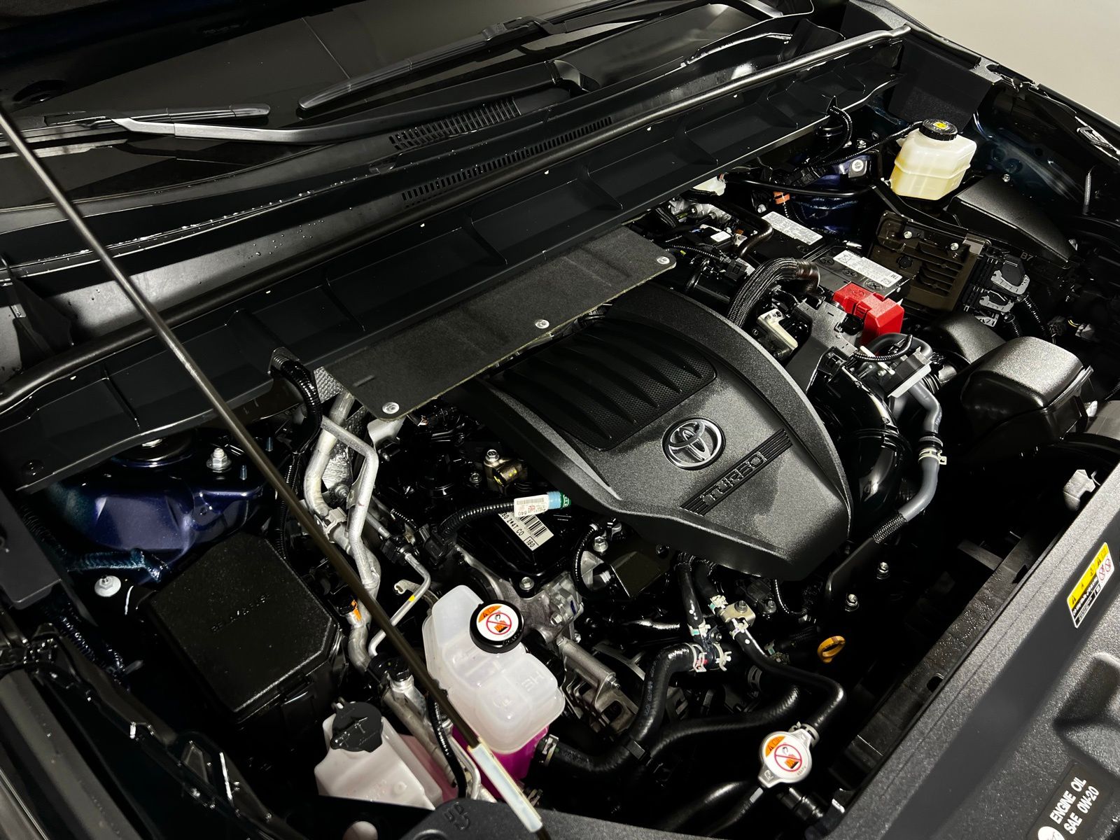 Thumbnail: 2025 Toyota Highlander - 10