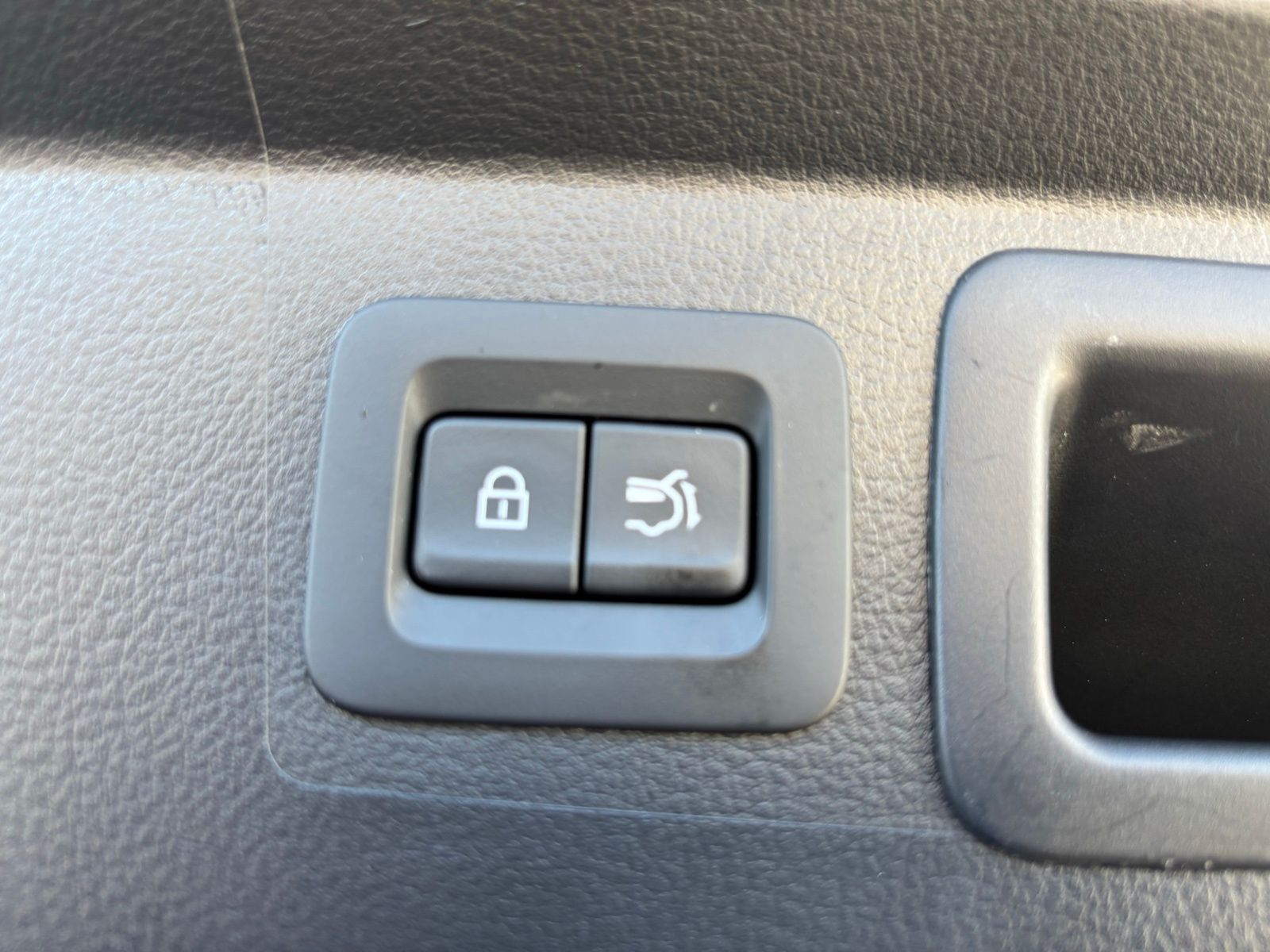 Used Car 2025 Mazda Cx-50  2.5 S Premium Plus Package For Sale Under $35,000 In Austin, Texas