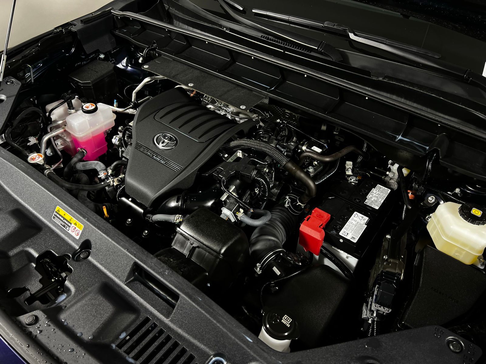 Thumbnail: 2025 Toyota Highlander - 11