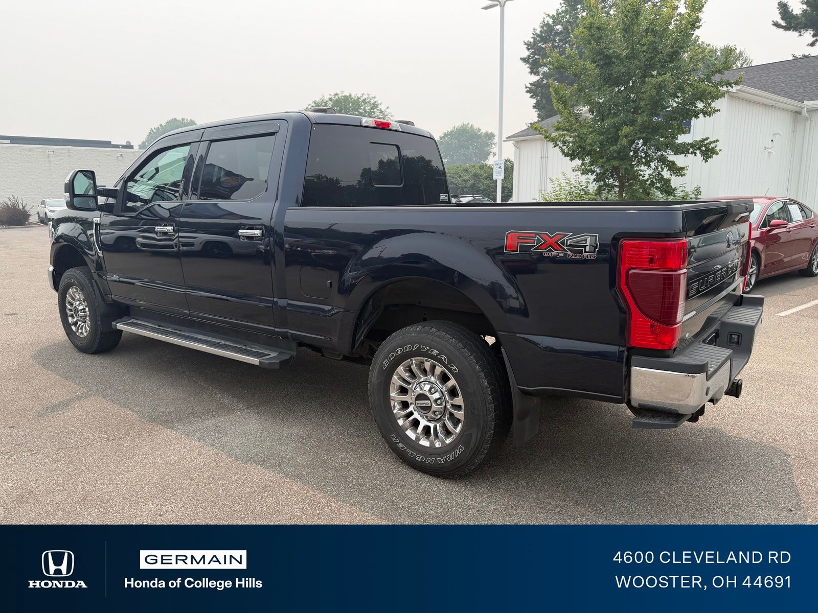 Used 2021 Blue Ford XLT image 9