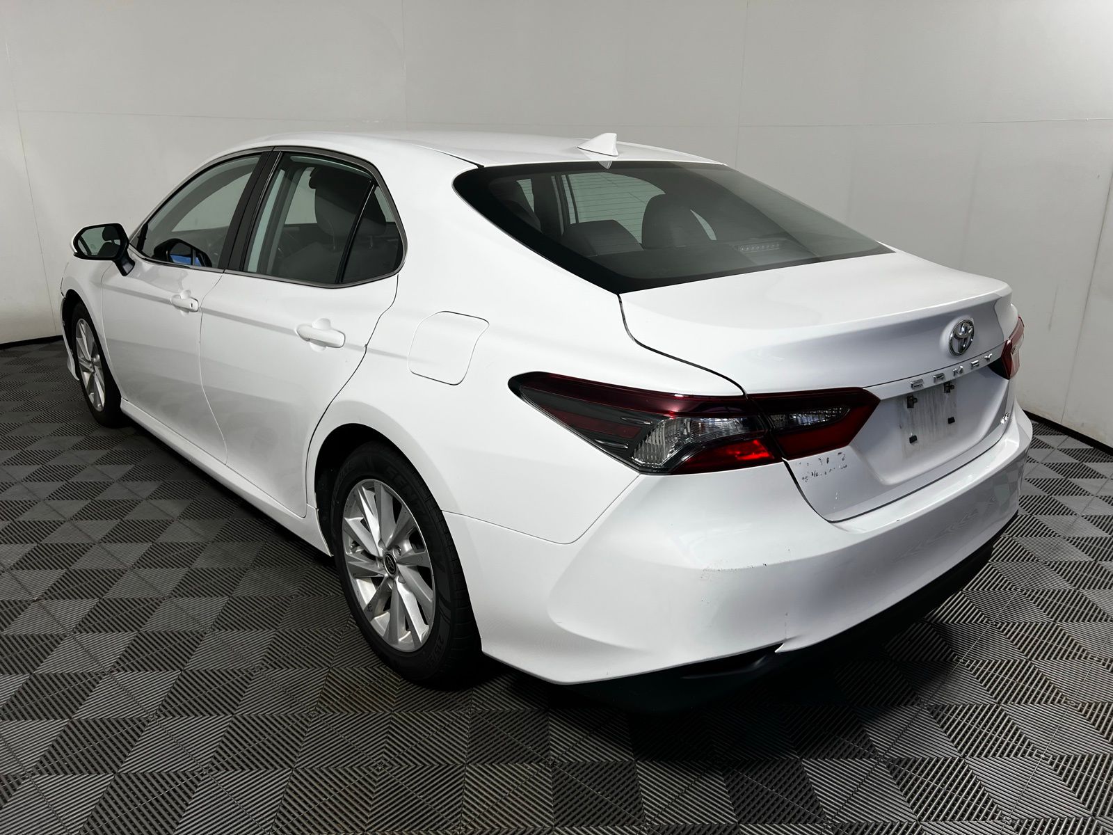2024 Toyota Camry LE 7