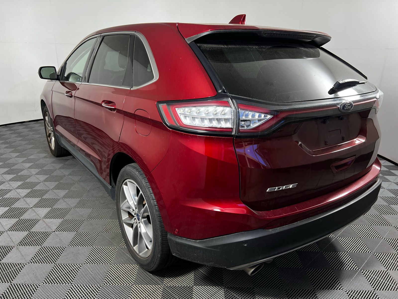 Thumbnail: 2015 Ford Edge - 7