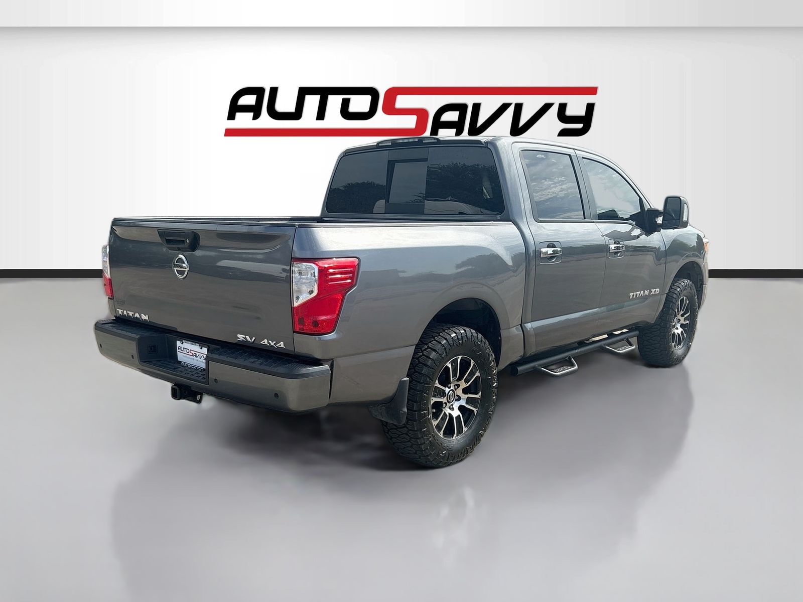 Used 2021 Gray Nissan SV image 7