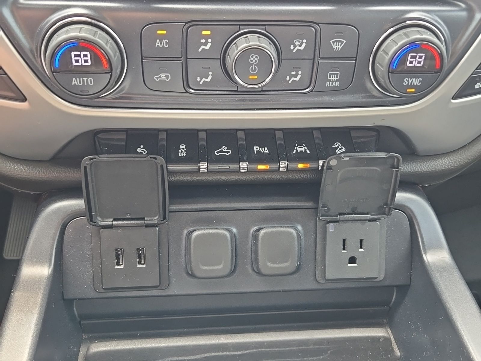 Used 2017 Red GMC SLT image 23