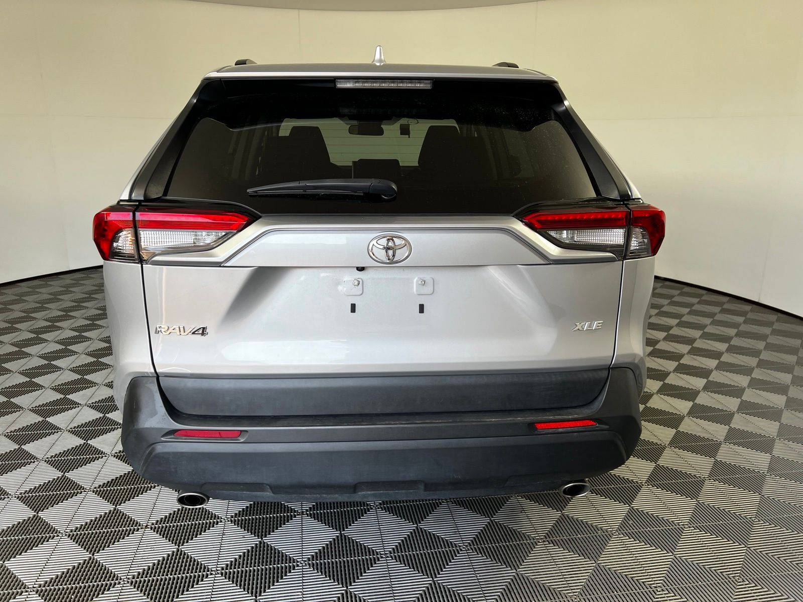 Thumbnail: 2024 Toyota RAV4 - 6