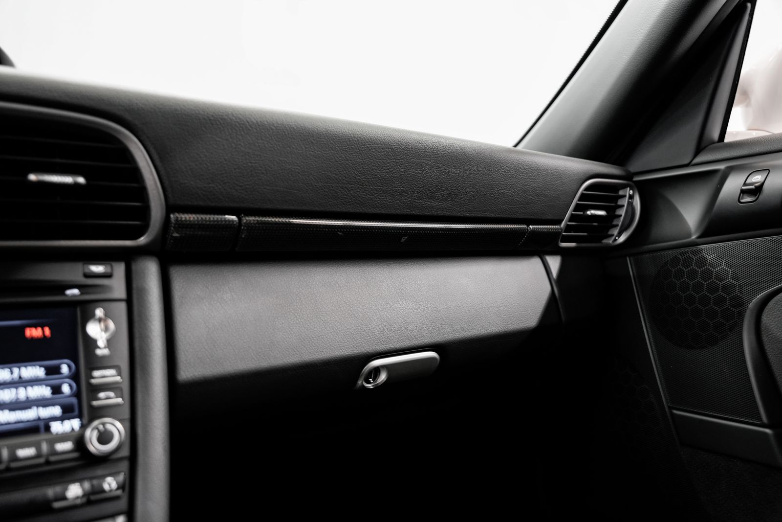 2010 Porsche 911 GT3 — photo 15