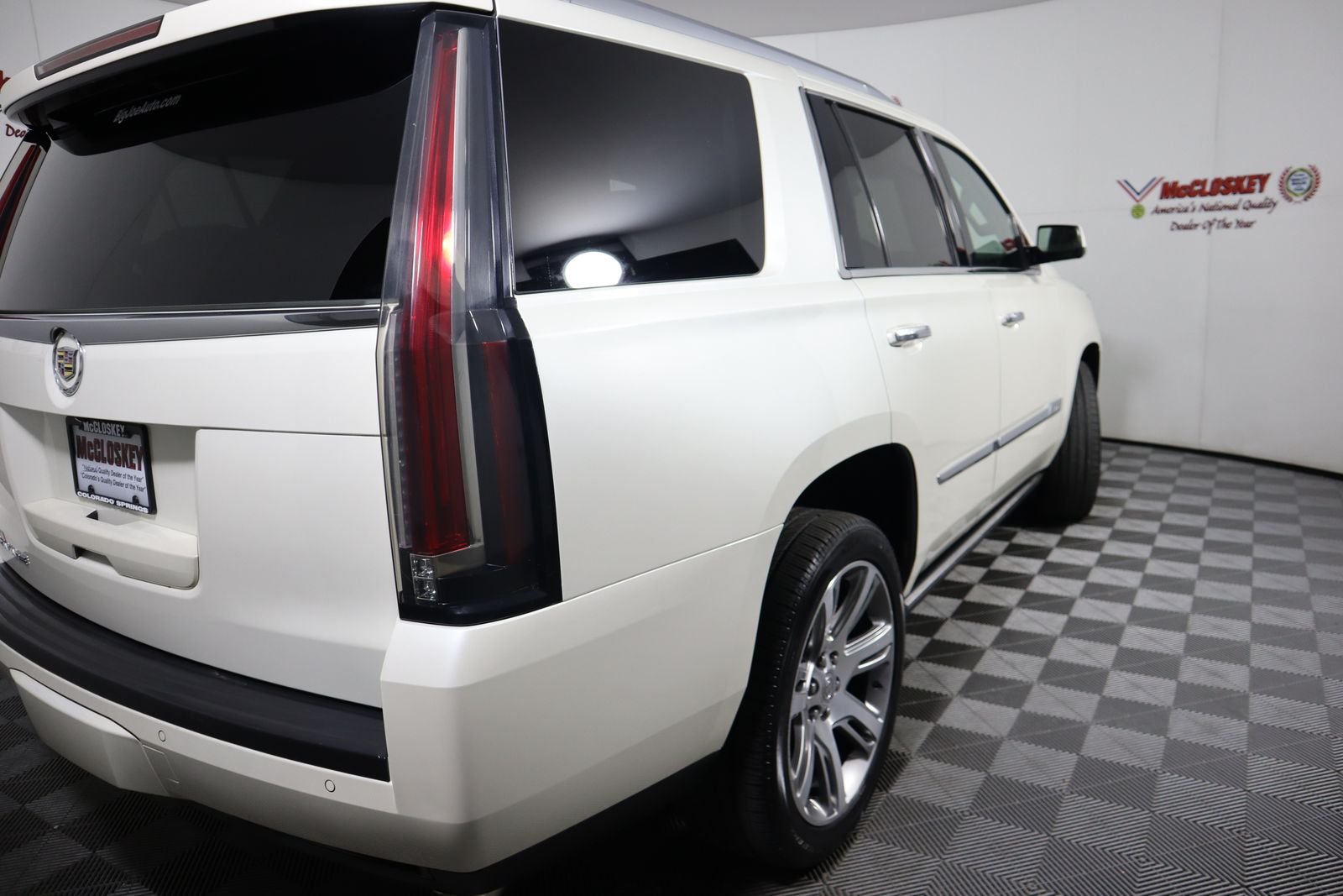 2015 Cadillac Escalade Premium photo