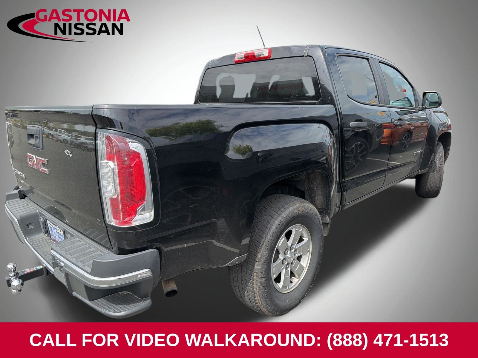 View vehicle photo 5