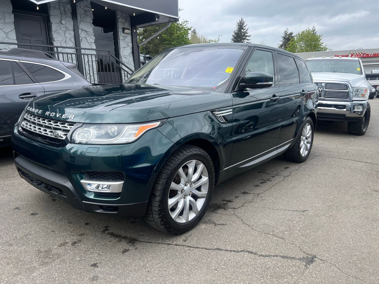Green 2016 Land Rover Range Rover Sport SUV / Crossover All-Wheel Drive 8-Speed Automatic