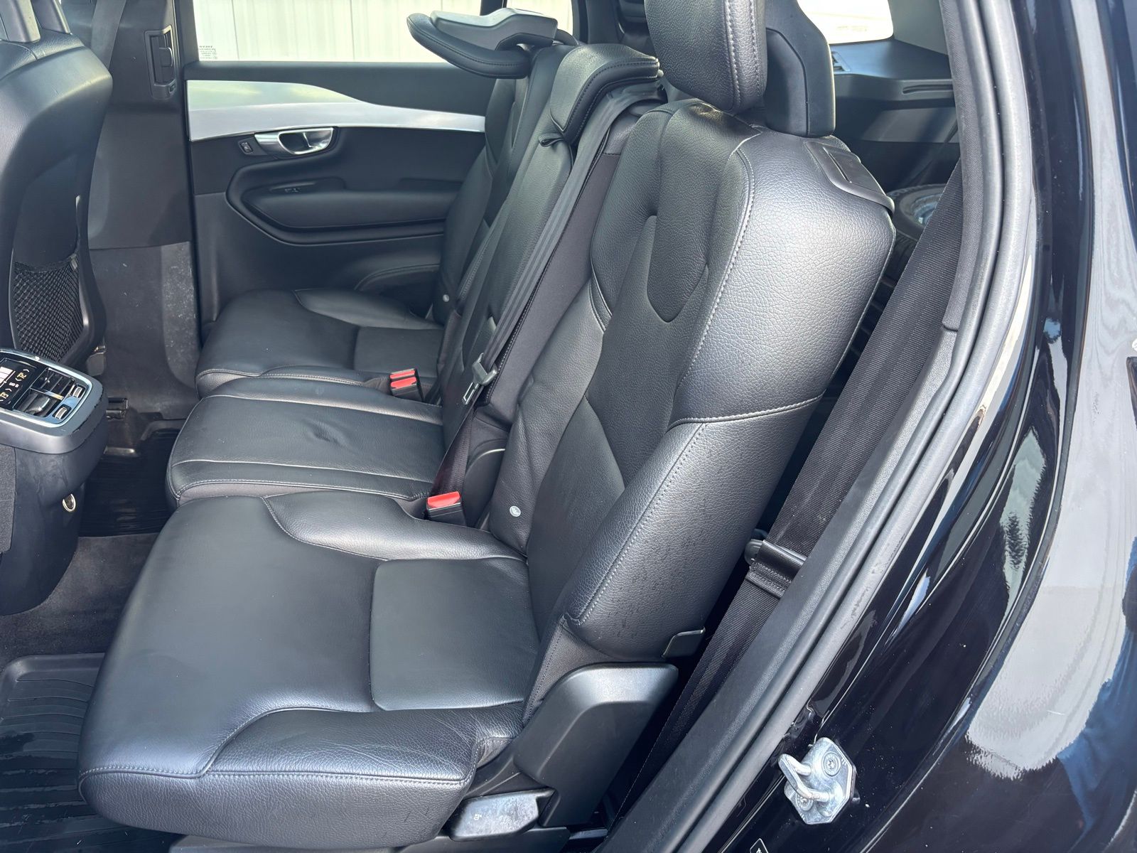 Used Car 2017 Volvo Xc90  T6 Momentum For Sale Under $20,000 In Austin, Texas