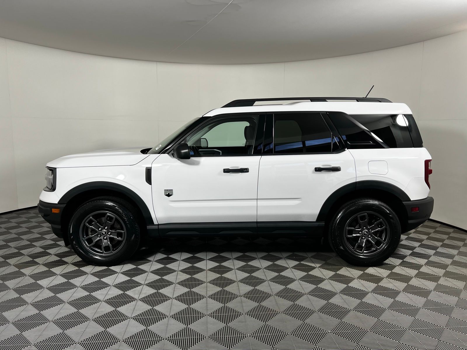 Thumbnail: 2023 Ford Bronco Sport - 8