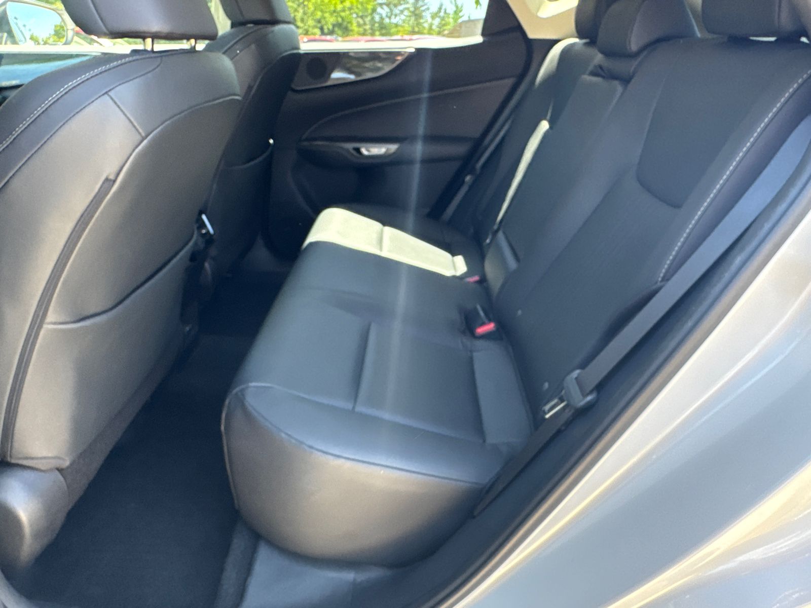 Used 2024 White Lexus 350 Premium image 21
