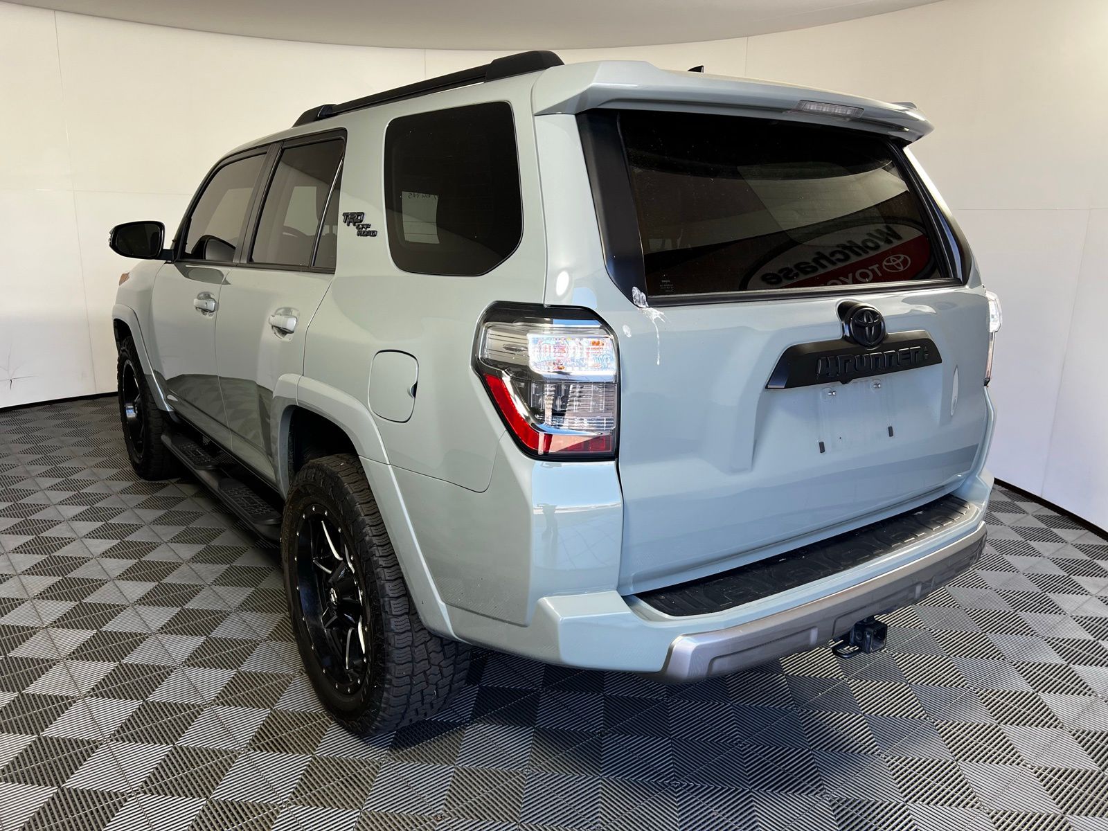 Thumbnail: 2023 Toyota 4Runner - 7