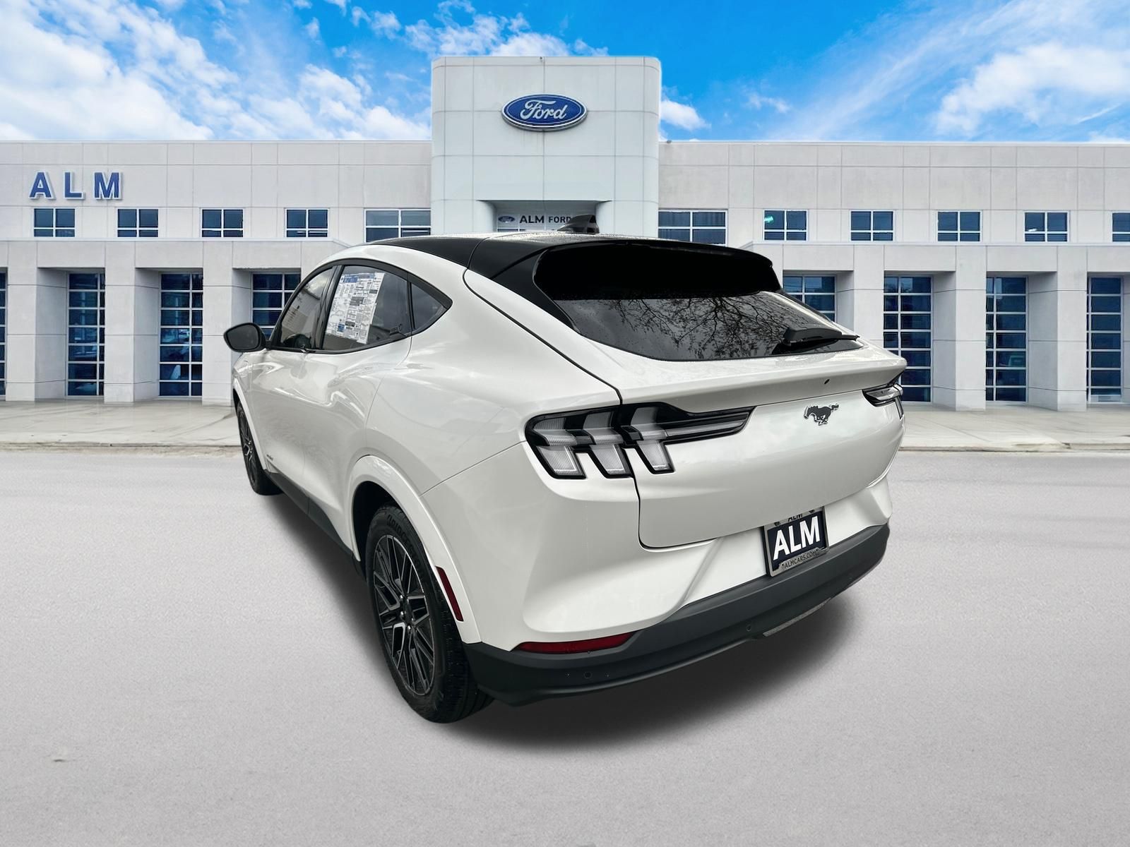 New 2026 Star White Metallic Tri-coat Ford Premium image 8
