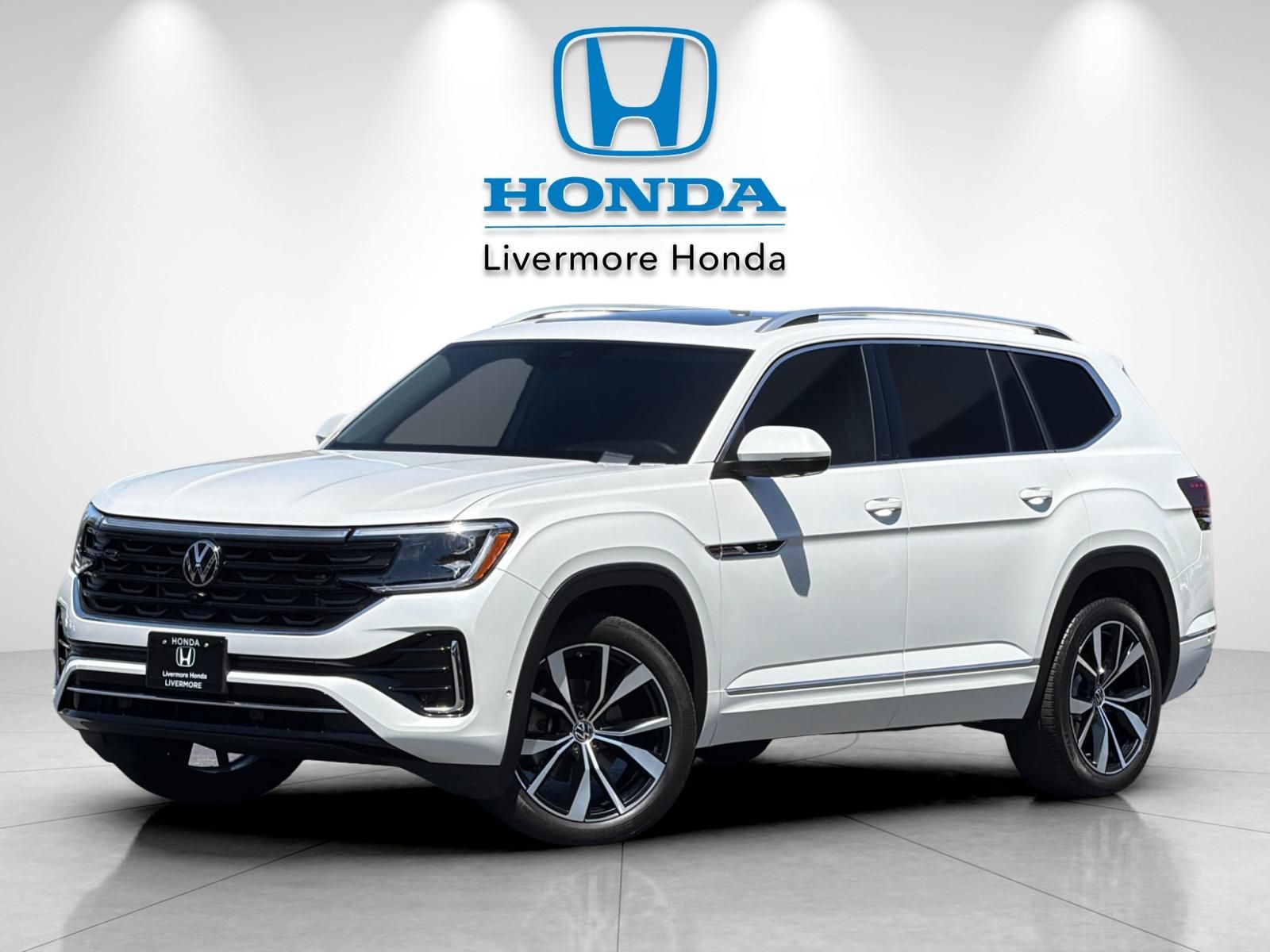 2024 Volkswagen Atlas 2.0T SEL Premium R-Line — foto completa 2 de 28