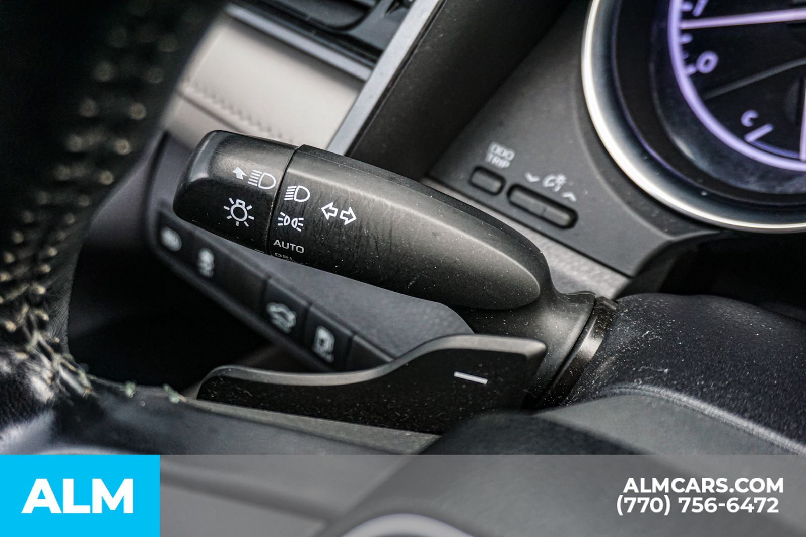 Used 2019 Blue Toyota SE image 33
