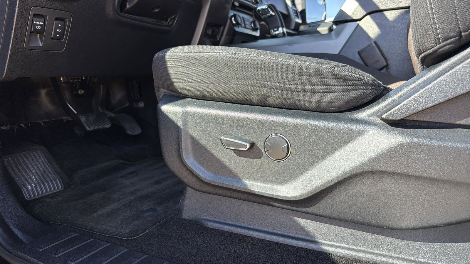 Used Car 2015 Ford F-150  Xlt For Sale Under $25,000 In Austin, Texas