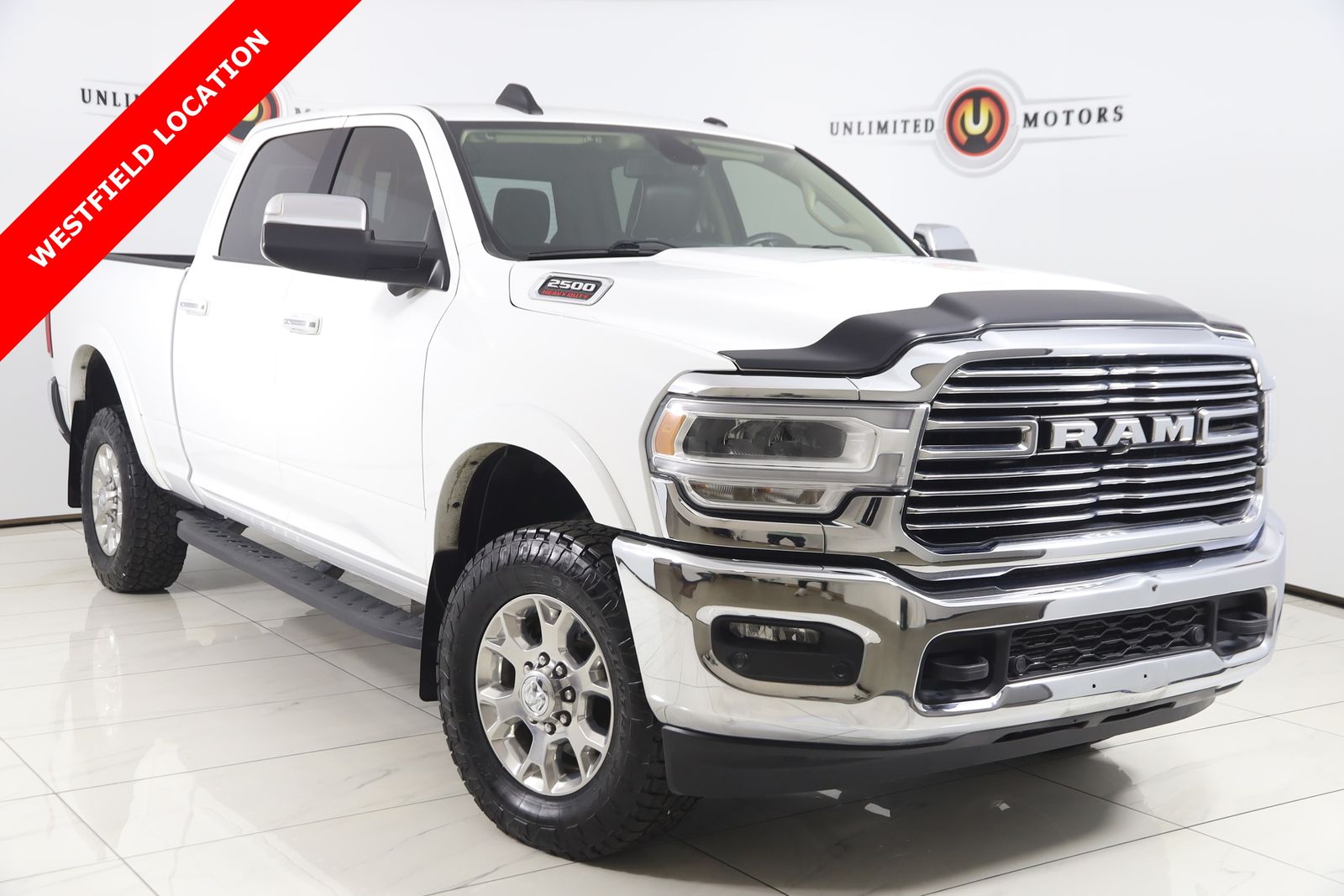 Bright White Clearcoat 2019 RAM 2500 Laramie Crew Cab 4WD Pickup Truck Four-Wheel Drive 6-Speed Automatic