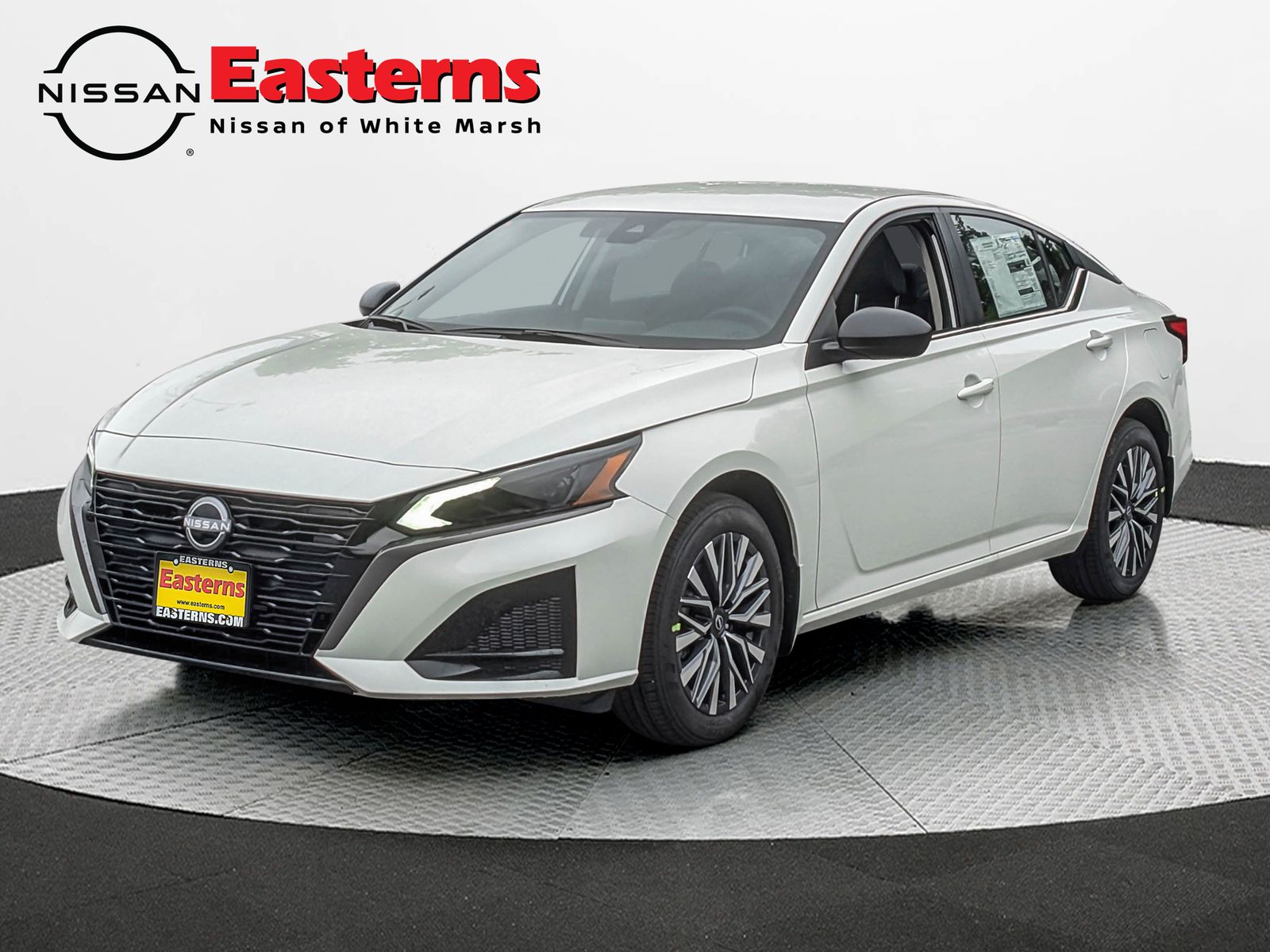 Pearl White Tricoat 2026 Nissan Altima Sedan All-Wheel Drive Continuously Variable Transmission