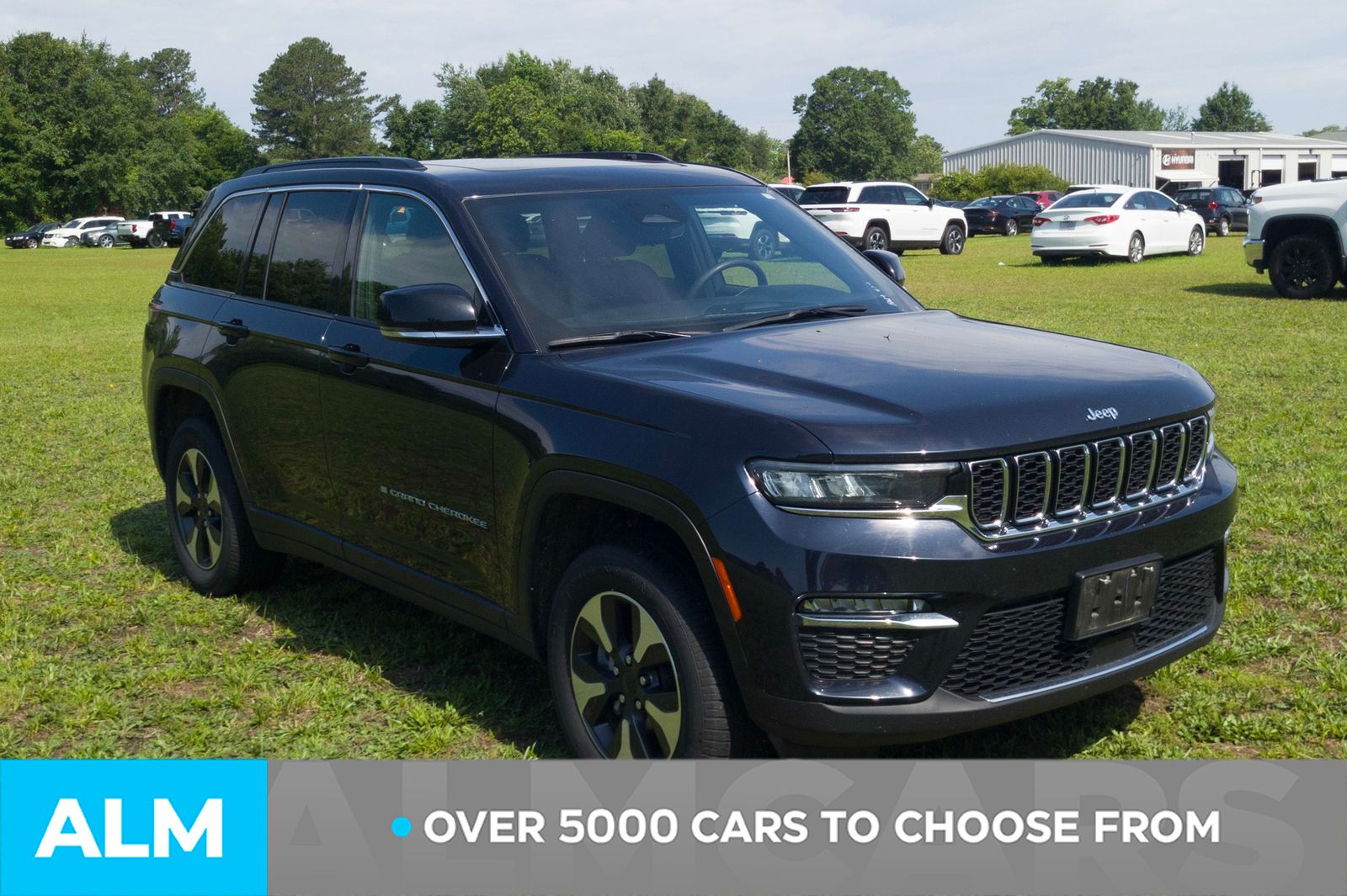 Used 2024 Midnight Sky Jeep 4xe image 3
