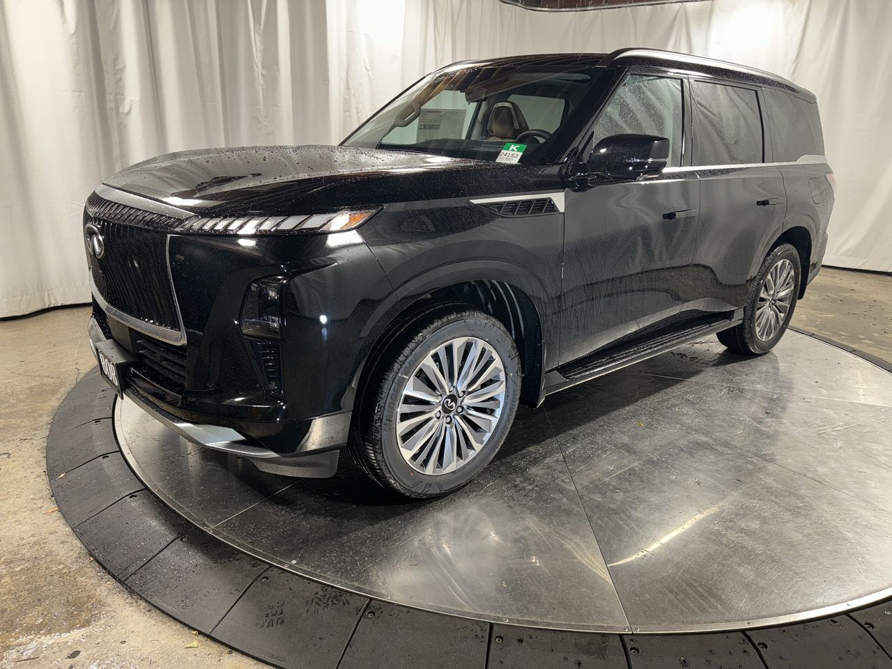 2025 INFINITI QX80 SENSORY