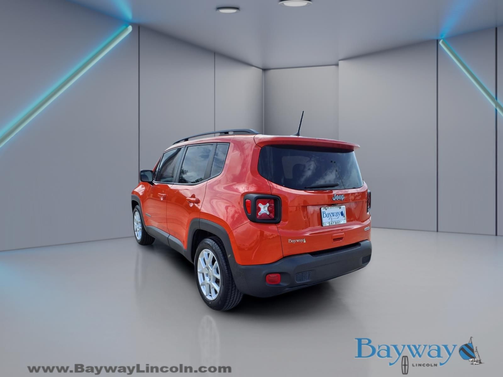 View vehicle photo 2