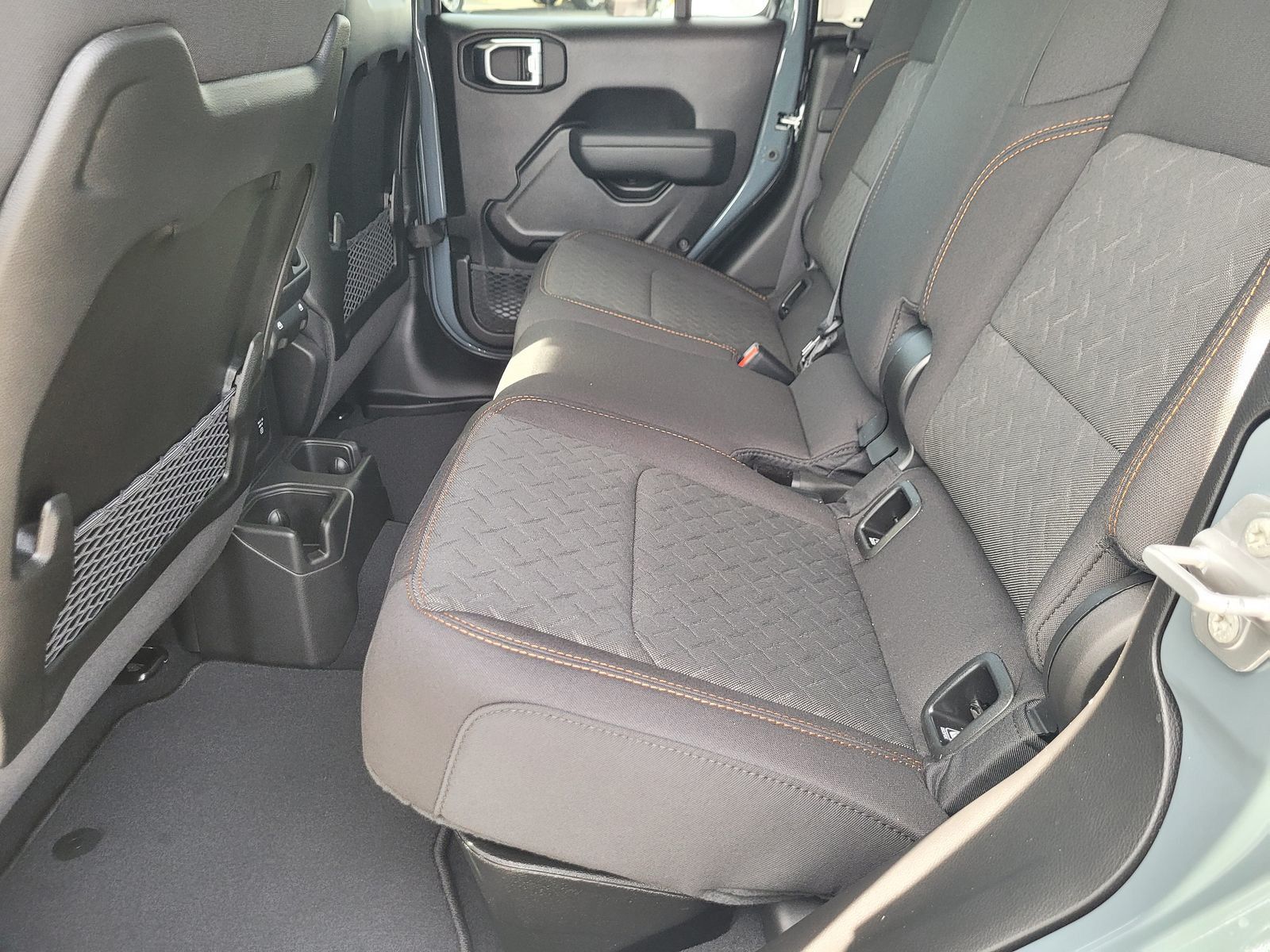 New 2026 Gray Jeep Mojave image 8