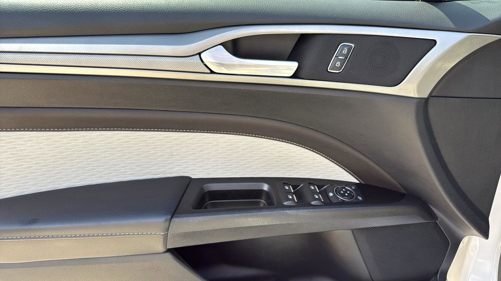 Used Car 2019 Ford Fusion  Se For Sale Under $15,000 In Austin, Texas